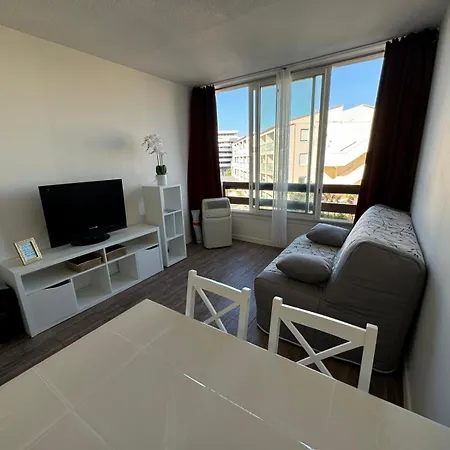 Cap D'agde De 1a 4 Personnes, A 1 Min Du Port A Pied Apartment *