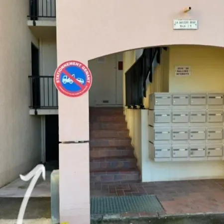 Cap D'agde De 1a 4 Personnes, A 1 Min Du Port A Pied *
