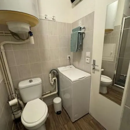 Apartment Cap D'agde De 1a 4 Personnes, A 1 Min Du Port A Pied