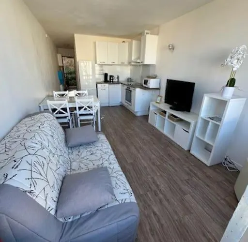 Lägenhet Cap D'agde Ideal Pour 2 Personnes, A 2 Minutes A Pied Du Port *