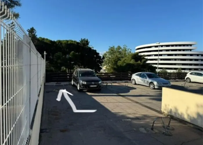 Cap D'agde Ideal Pour 2 Personnes, A 2 Minutes A Pied Du Port